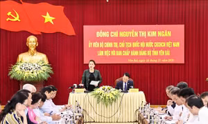 Chủ tịch Quốc hội làm việc với Ban Chấp hành Đảng bộ tỉnh Yên Bái