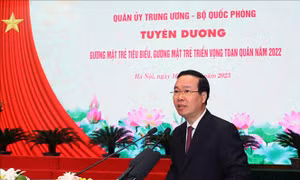 Chủ tịch nước dự lễ tuyên dương Gương mặt trẻ tiêu biểu toàn quân 2022