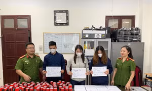Triệt phá đường dây làm giả con dấu, tài liệu của cơ quan, tổ chức