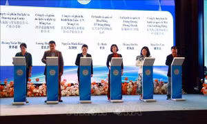 Thúc đẩy du lịch biên giới qua cửa khẩu Móng Cái (Việt Nam) - Đông Hưng (Trung Quốc)