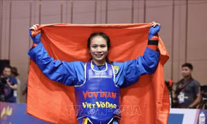 SEA Games 32: VĐV Lê Thị Hiền giành HCV đầu tiên cho Vovinam Việt Nam