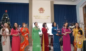 Xuân Quý Mão 2023: Giữa Moskva nghe tiếng gọi quê hương