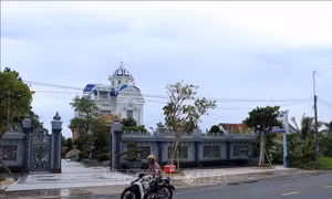 Xây dựng trên đất nuôi trồng thủy sản, chủ biệt thự phải khôi phục lại tình trạng ban đầu