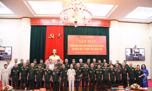 Gặp mặt Đoàn đại biểu Hội chiến sĩ cách mạng bị địch bắt, tù đày tỉnh Nghệ An