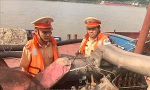 Nhiều biện pháp mạnh xóa bỏ các bãi tập kết cát, sỏi trái phép trước ngày 31/7