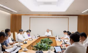 Xây dựng dự thảo nghị định phân cấp, phân quyền, phân định thẩm quyền lĩnh vực Nội vụ 