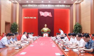Đoàn kiểm tra, giám sát của Bộ Chính trị làm việc với tỉnh Phú Thọ