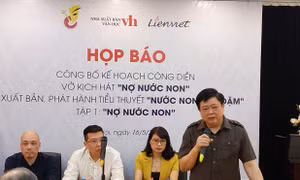 Ra mắt vở sân khấu và cuốn tiểu thuyết cùng tên 'Nợ nước non'