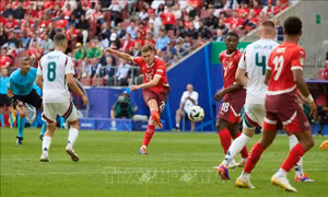 EURO 2024: Tất tay khi ở thế đường cùng