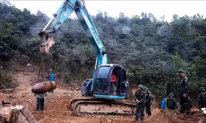 Hủy nổ thành công quả bom 300kg
