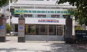 Buộc thôi việc Phó Giám đốc Sở nhiều tháng không đến cơ quan làm việc