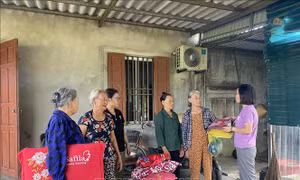 Hà Tĩnh: Khẩn cấp di dời hàng nghìn hộ dân vùng xung yếu trước bão số 5