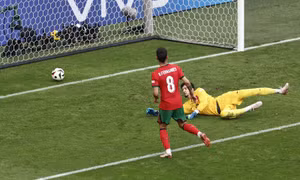 EURO 2024: Lịch sử gọi tên kỷ lục gia Ronaldo khi Bồ Đào Nha sớm đoạt vé đi tiếp