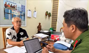 Triệt phá đường dây cá độ bóng đá trên 30 tỷ đồng