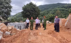 Yêu cầu kiểm tra, xử lý thông tin dư luận về khai thác khoáng sản trái phép