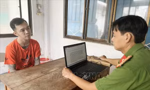 Tạm giữ hình sự đối tượng 'phóng hỏa' khiến người phụ nữ bỏng nặng