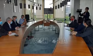 Bí thư toàn quốc Đảng Cộng sản Pháp ấn tượng với các thành tích của Việt Nam