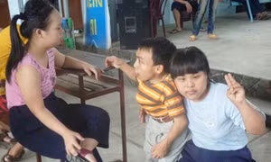Thầy giáo tý hon hết lòng vì nạn nhân da cam 