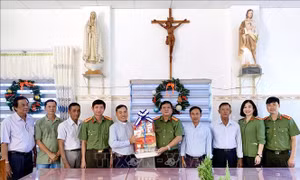Đồng bào Công giáo, Tin lành Bạc Liêu chung tay xây dựng quê hương