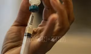 Khẩn trương tiêm vaccine cho trẻ trước nguy cơ cao xâm nhập bại liệt hoang dại