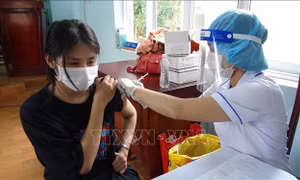 Bình Phước: Các địa phương phải chịu trách nhiệm nếu để vaccine phòng COVID-19 hết hạn, gây lãng phí