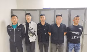 Triệt phá ổ nhóm thuê chung cư cao tầng để hoạt động 'tín dụng đen'