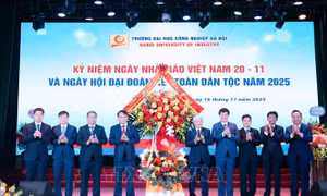 Cần thực hiện tốt triết lý 'Học đi đôi với hành', nhà trường gắn liền với xã hội