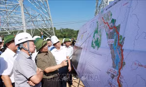 Thủ tướng kiểm tra tiến độ thi công Dự án Đường dây 500 kV Lào Cai - Vĩnh Yên