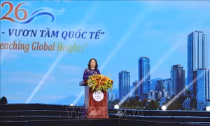 Phó Chủ tịch nước Võ Thị Ánh Xuân dự khai mạc Festival biển Khánh Hòa