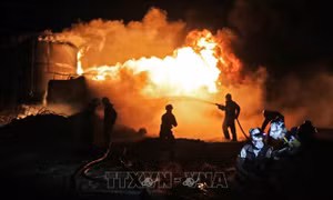 Các cở sở dầu mỏ ở miền Bắc Syria bị tấn công bằng rocket