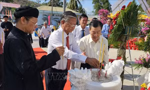 Tưởng niệm các nạn nhân bị sát hại trong Chiến tranh bảo vệ biên giới Tây Nam 