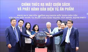 Ra mắt cuốn sách của Tổng Bí thư Nguyễn Phú Trọng về phát huy truyền thống đại đoàn kết