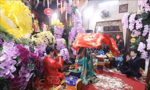 Tôn vinh giá trị nghệ thuật của loại hình hát Văn, hát Chầu văn