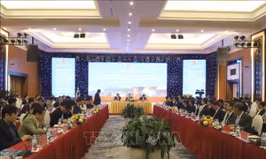 Xây dựng cơ chế đặc thù phát triển vùng Bắc Trung Bộ và Duyên hải Trung Bộ