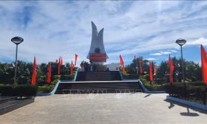 Kỷ niệm 60 năm Di tích lịch sử Bãi biển Lộ Diêu - nơi cập bến tàu không số