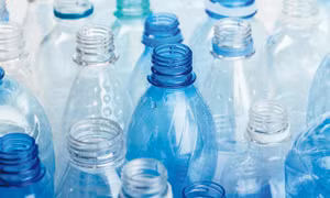 Kết luận sơ bộ với sản phẩm nhựa polyethylene terephthalate xuất xứ từ Việt Nam