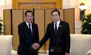 Chủ tịch Quốc hội Trần Thanh Mẫn tiếp Chủ tịch Thượng viện Campuchia Hun Sen