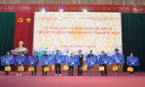 Trao tặng 200 ngôi nhà cho các hộ nghèo, khó khăn tại Bắc Kạn