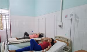 Trên 100 trường hợp ngộ độc thực phẩm sau khi dự đám cưới