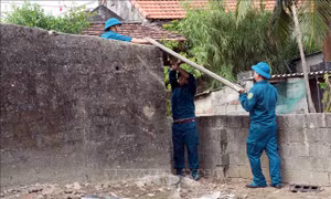 Trao mái ấm nghĩa tình, tiếp thêm điểm tựa cho các gia đình khó khăn