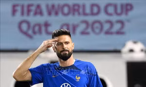 WORLD CUP 2022: HLV Deschamps lên phương án thay Giroud