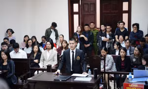 Vụ tranh chấp vở diễn 'Ngày xưa': Tạm dừng phiên xử phúc thẩm để xác minh, làm rõ