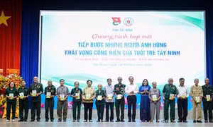 Tiếp bước những người anh hùng - Khát vọng cống hiến của tuổi trẻ Tây Ninh