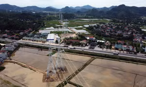Đường dây 500 kV mạch 3 trên chặng đường 'về đích' - Bài 1: 'Thần tốc' cho giai đoạn cuối