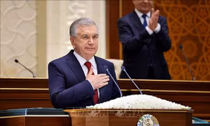 Ông Shavkat Mirziyoyev tuyên thệ nhậm chức Tổng thống Uzbekistan