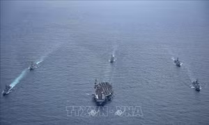 Mỹ điều nhóm tác chiến tàu sân bay tới Trung Đông