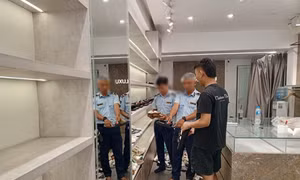 Phát hiện nhiều hàng hoá giả mạo thương hiệu nổi tiếng