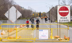 Siết lại các biện pháp phòng chống dịch COVID-19 tại Alberta, Canada
