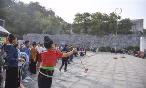 Khởi sắc du lịch Điện Biên
