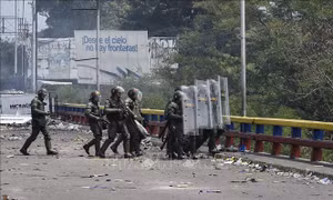 Venezuela cảnh báo tình hình căng thẳng tại biên giới với Colombia 